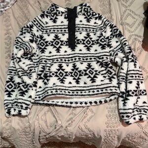 Cozy Black and White Patterned Pullover